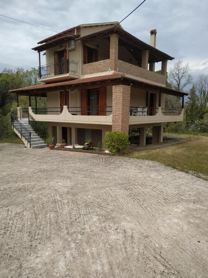 Villa Dimitris Áfra 외부 사진